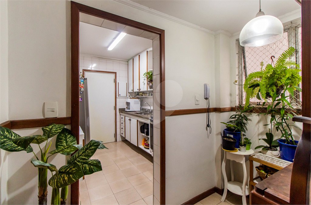 Apartamento à venda com 3 quartos, sendo 1 suíte, em Santo Amaro, São Paulo, SP