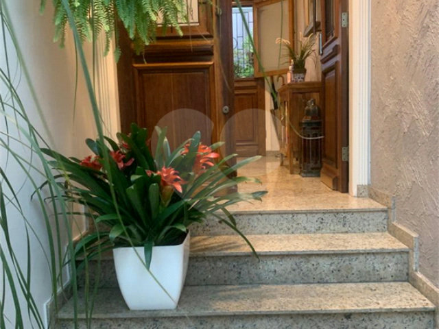 Casa Térrea à venda com 3 quartos, sendo 2 suítes,  em Tucuruvi, São Paulo, SP