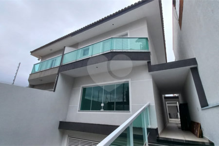 Sobrado à venda com 3 suítes em Vila Nova Mazzei, São Paulo, SP