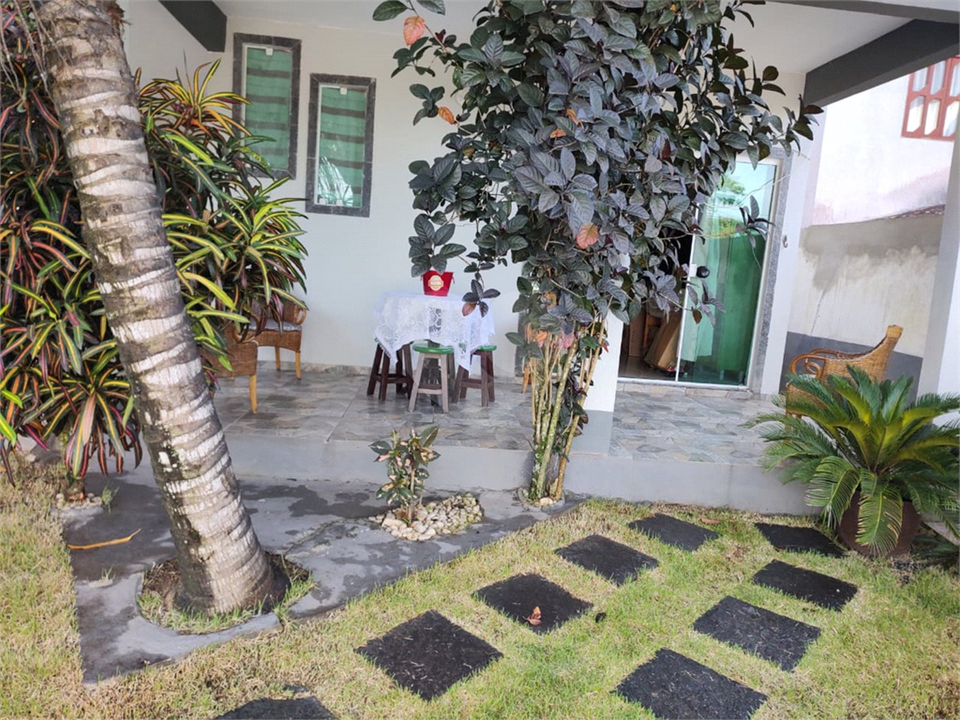 Casa à venda com 3 quartos, sendo 2 suítes,  em Rasa, Armação dos Búzios, RJ