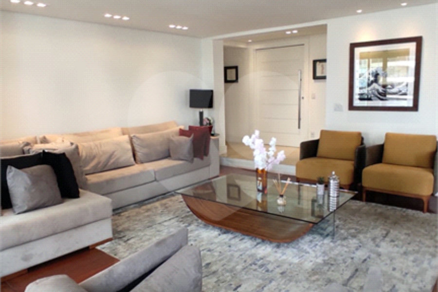 Apartamento à venda com 4 quartos, sendo 2 suítes, em Santana, São Paulo, SP