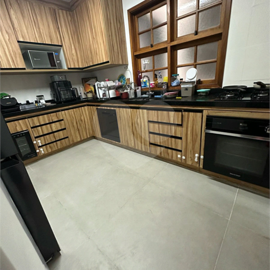 Casa à venda no Condomínio Vila Nova de Mafra – 3 dormitórios, 1 suíte e quintal | São Paulo – SP
