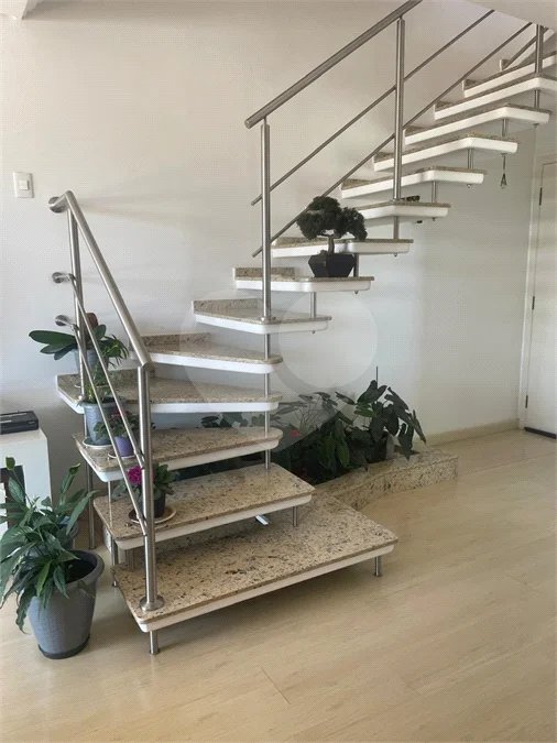 Apartamento / Cobertura Duplex a Venda no Edifício Roma em Vinhedo/SP