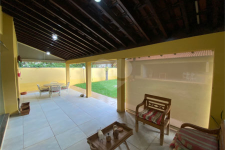 Casa térrea no Condomínio Parque Faber I