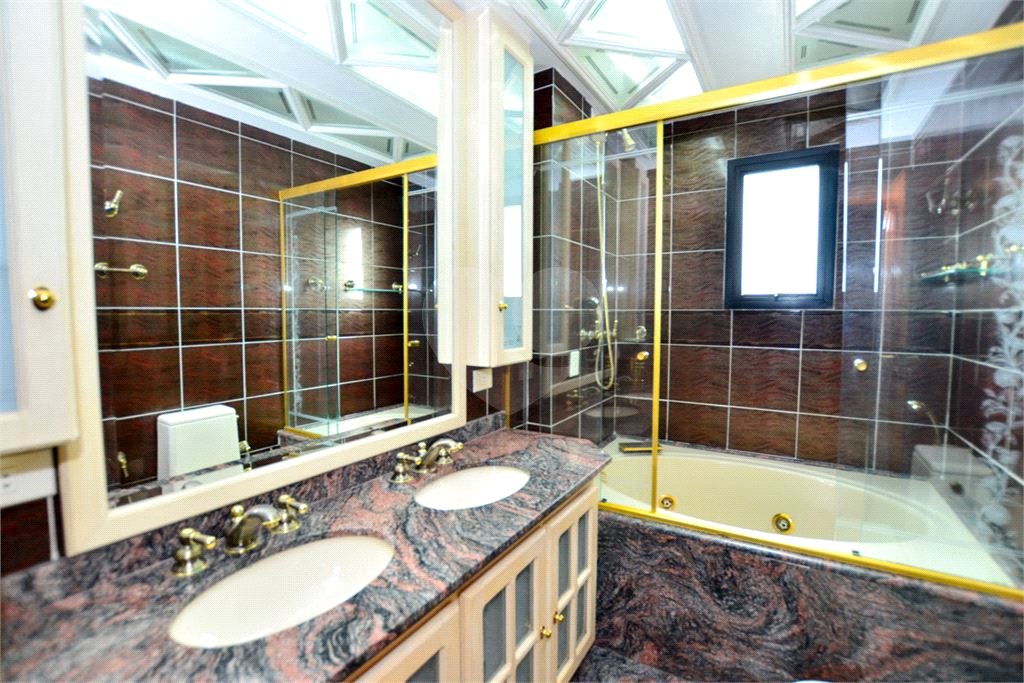 Apartamento à Venda com 200m² -Ipiranga.