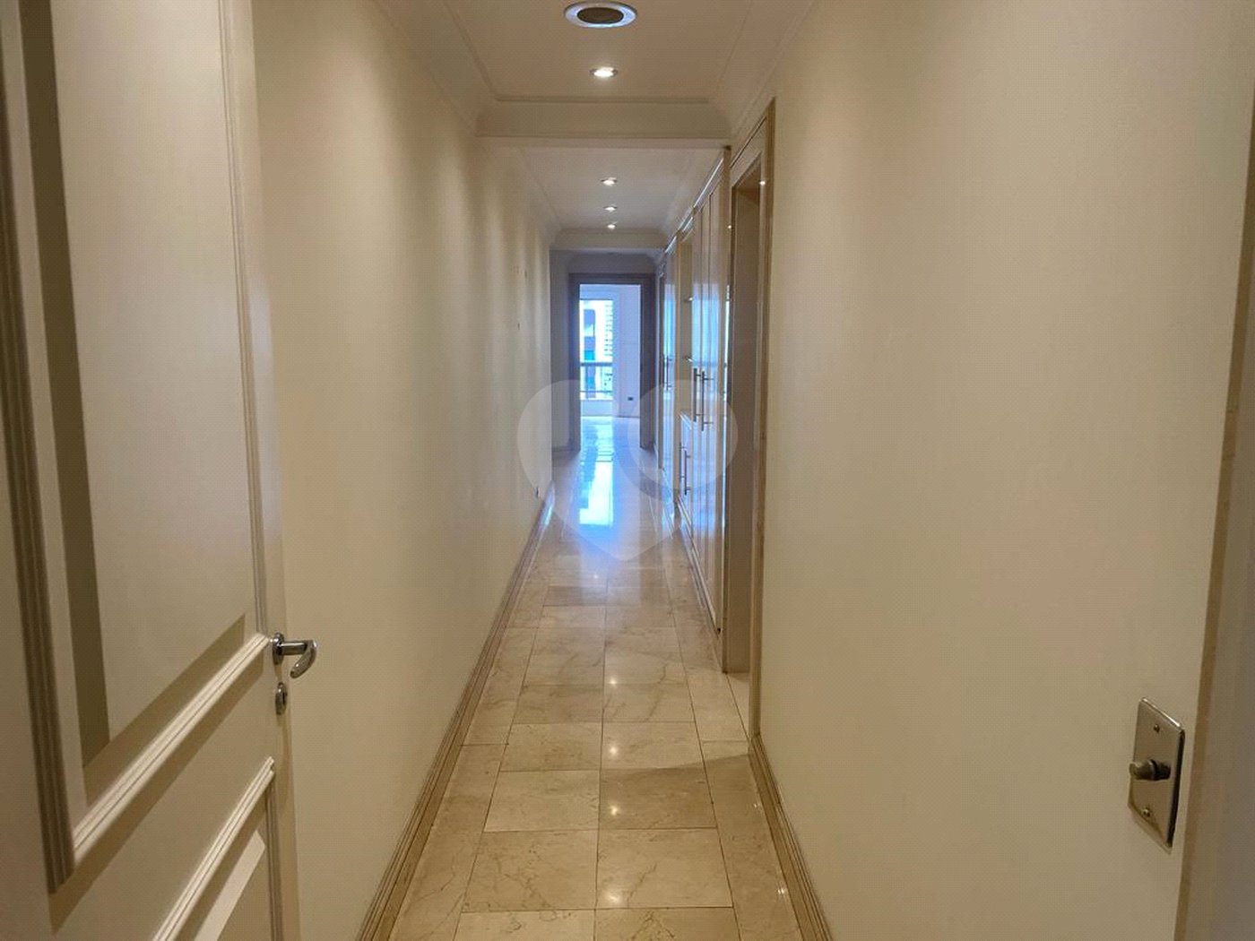 Apartamento à venda com 4 suítes em Vila Suzana, São Paulo, SP