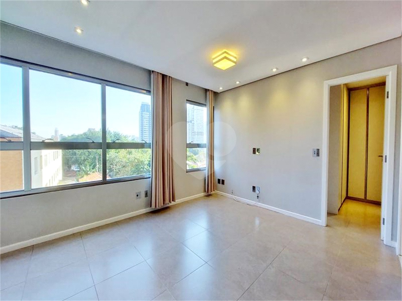 Apartamento à venda com 1 suíte em Jardim das Acácias, São Paulo, SP