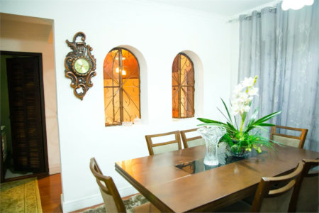 Casa Térrea à venda com 4 quartos, sendo 1 suíte, em Super Quadra Morumbi, São Paulo, SP