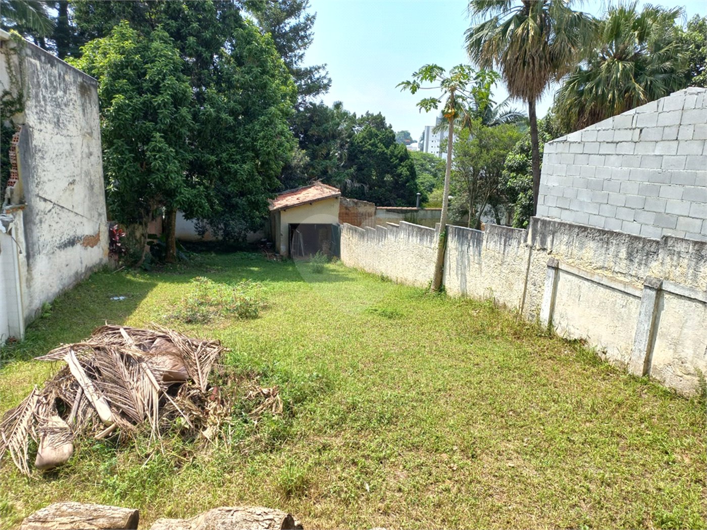 Terreno à venda com 2 quartos, sendo 1 suíte, em Jardim Floresta, São Paulo, SP