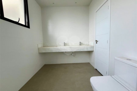Casa à venda com 4 suítes no condomínio Alphaville Nova Esplanada 3, Votorantim - SP