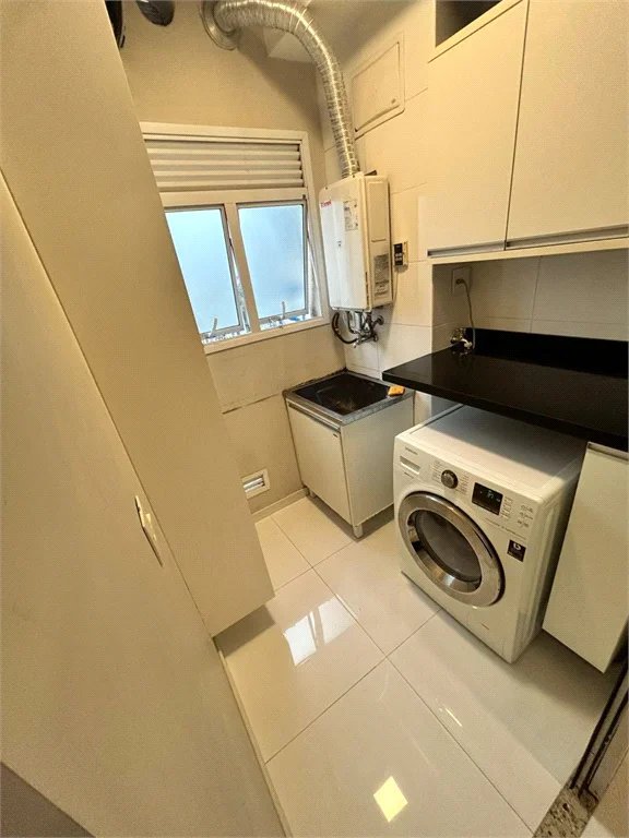 Apartamento à venda com 2 quartos, sendo 1 suíte, em Parque Reboucas, São Paulo, SP