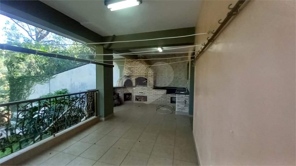 Sobrado à venda com 4 quartos, sendo 2 suítes, em Tremembé, São Paulo, SP