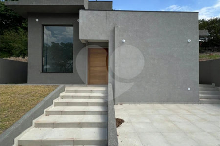 Casa à venda com 3 suítes no condomínio Spazio Design, Bragança Paulista - SP