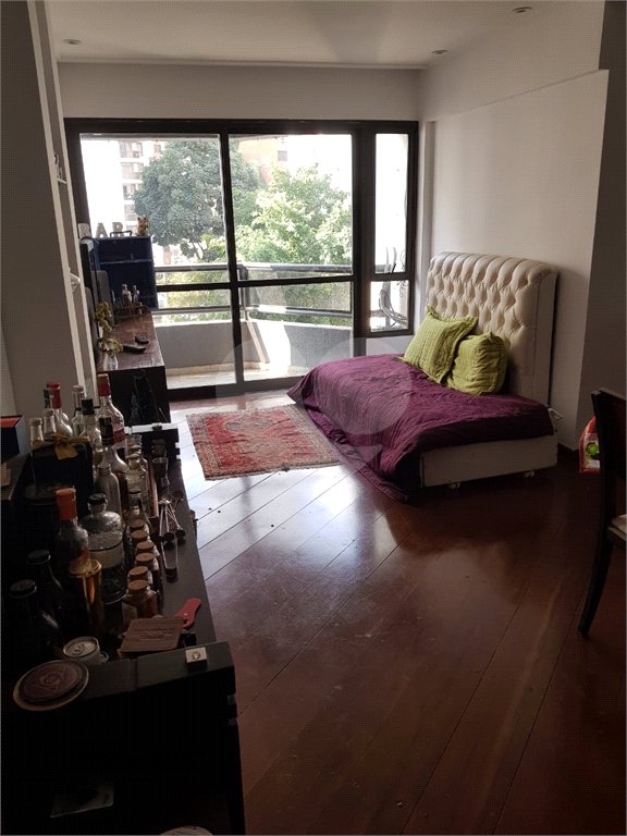 Apartamento à venda com 2 quartos em Real Parque, São Paulo, SP