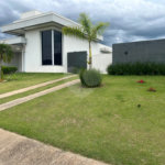 Casa à venda com 3 quartos, sendo 1 suíte, no condomínio Village Ipanema 2, Araçoiaba da Serra - SP