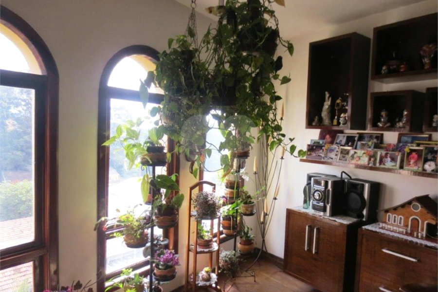 Sobrado à venda com 4 quartos, sendo 1 suíte, em Tucuruvi, São Paulo, SP