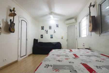 Casa à venda com 4 suítes em Jardim Franca, São Paulo, SP