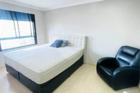 Apartamento à venda com 2 quartos, sendo 1 suíte,  em Vila Romana, São Paulo, SP