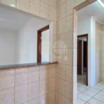 Casa para alugar com 3 quartos, sendo 1 suíte, no condomínio Santa Mônica, Atibaia - SP