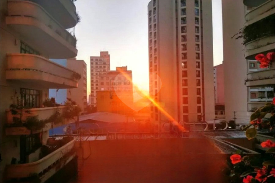 Apartamento à venda com 2 quartos, sendo 1 suíte, em Santa Cecília, São Paulo, SP