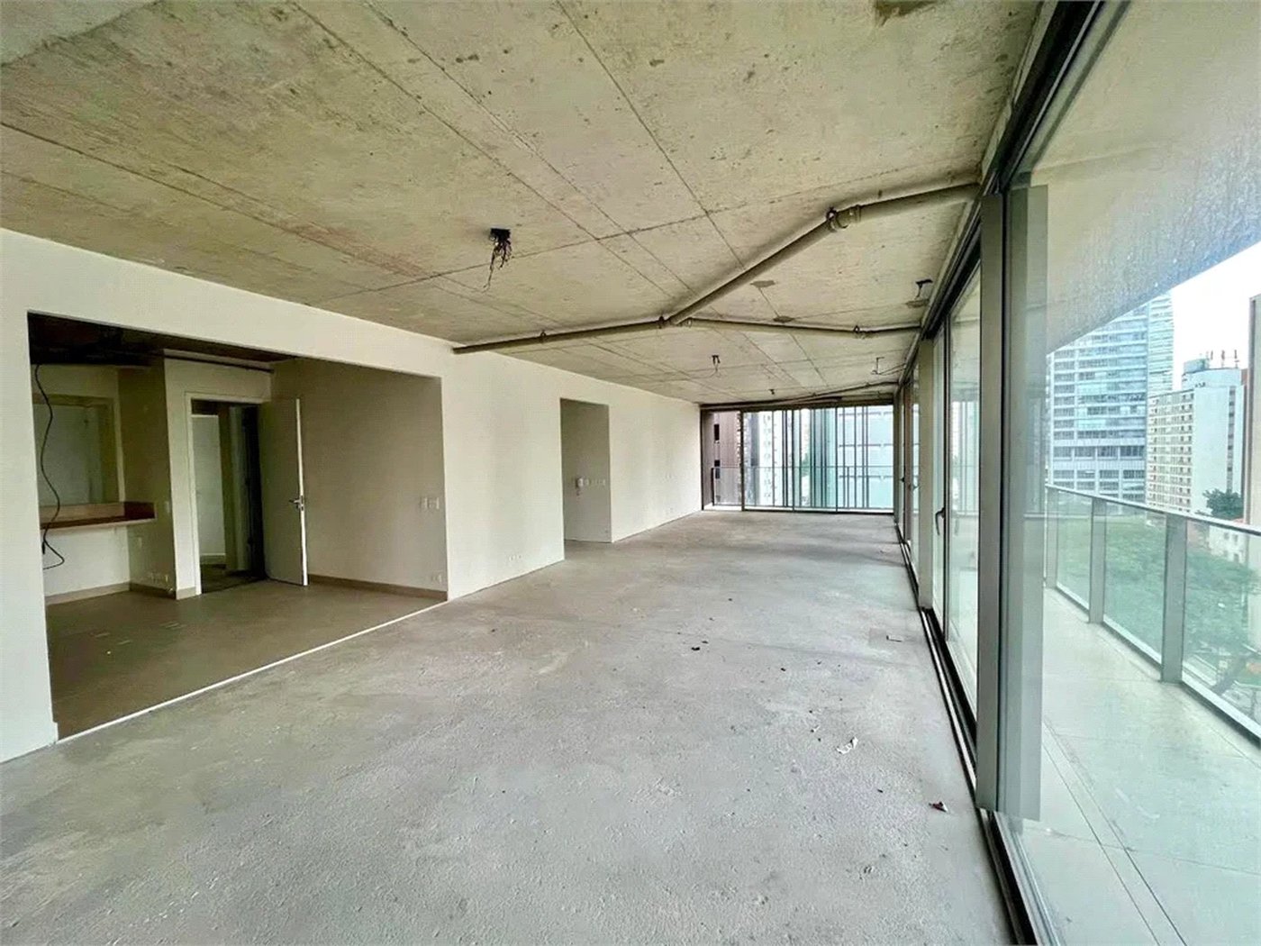 Apartamento à venda com 3 suítes em Pinheiros, São Paulo, SP