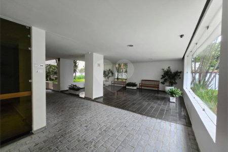 Apartamento à venda com 3 quartos, sendo 1 suíte, em Indianópolis, São Paulo, SP