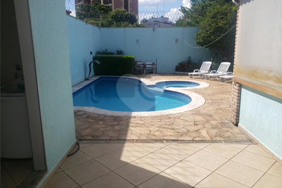 Casa à venda com 4 suítes em Santana, São Paulo, SP