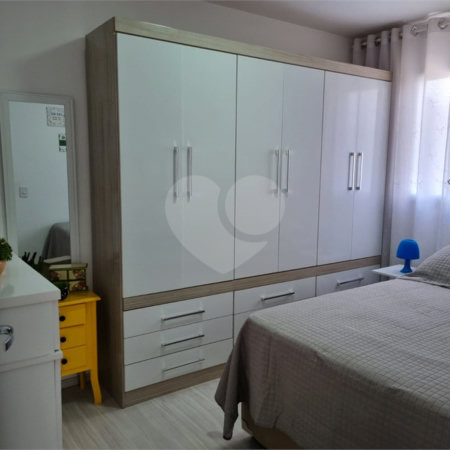 Apartamento à venda com 2 quartos em Jardim Maria Trindade, São Roque, SP
