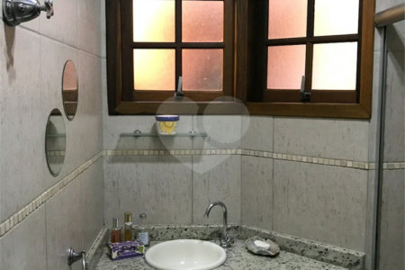 Casa A Venda Metrô Armênia E Shoping D- 3 Quartos-reformada.