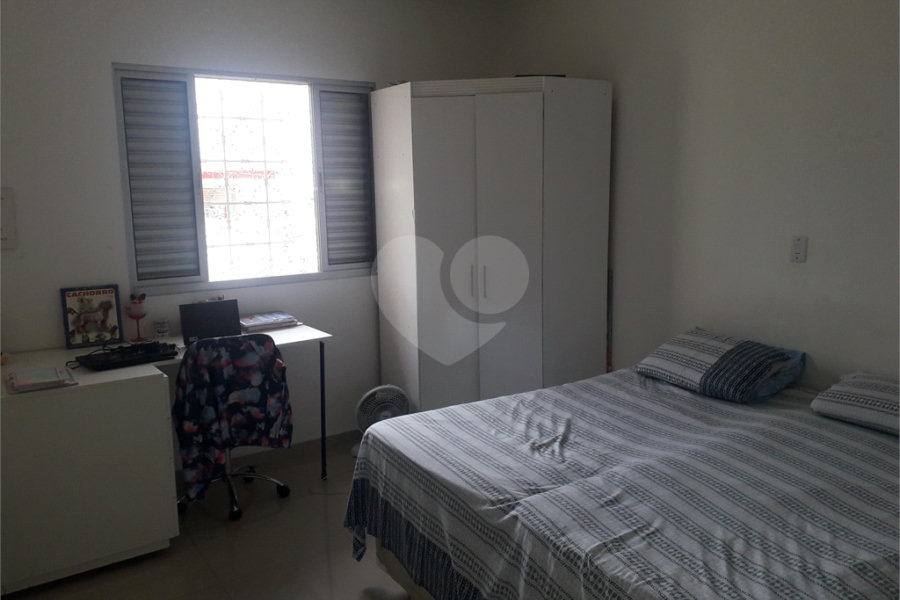 Casa à venda com 4 quartos, sendo 2 suítes, em Santana, São Paulo, SP