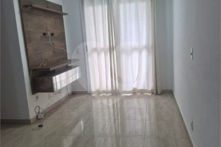 Apartamento à venda ou para alugar com 3 quartos, sendo 1 suíte, em Parque São Lourenço, São Paulo, SP