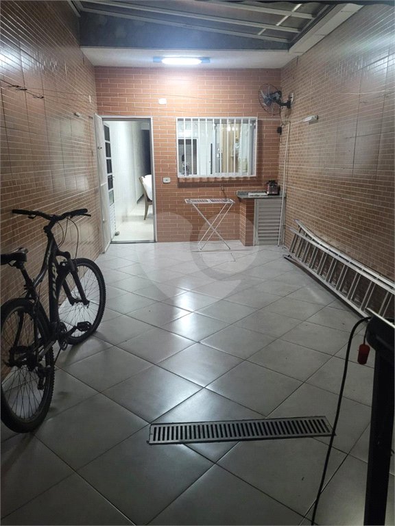 Casa à venda com 3 quartos, sendo 1 suíte, em Jardim Popular, São Paulo, SP
