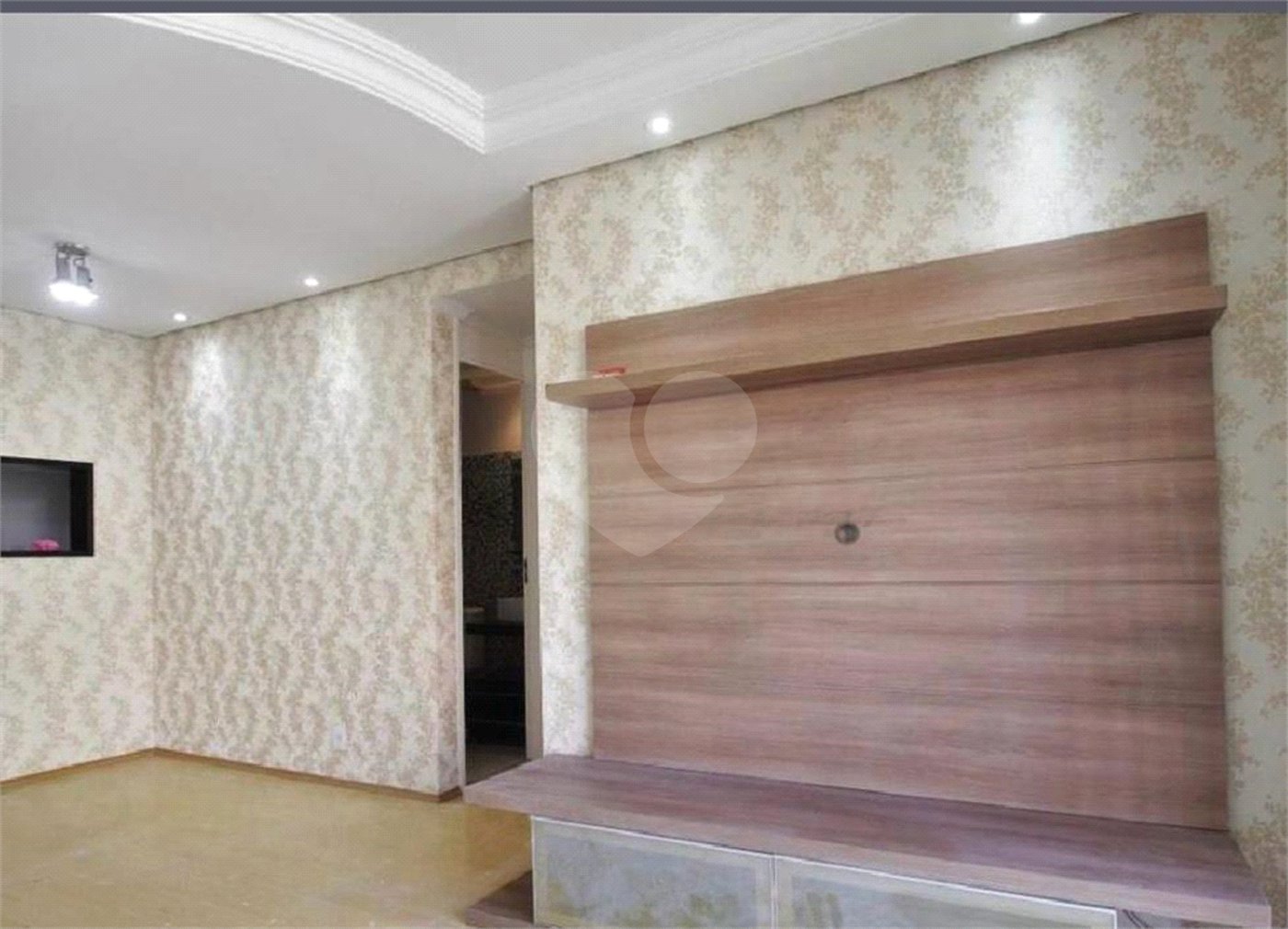 Apartamento à venda com 3 quartos, sendo 1 suíte,  em Jardim Ampliação, São Paulo, SP