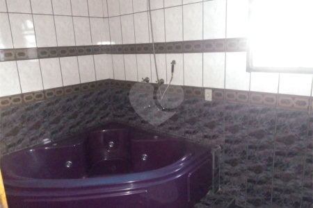 Sobrado à venda com 3 quartos, sendo 1 suíte, em Jardim Modelo, Suzano, SP