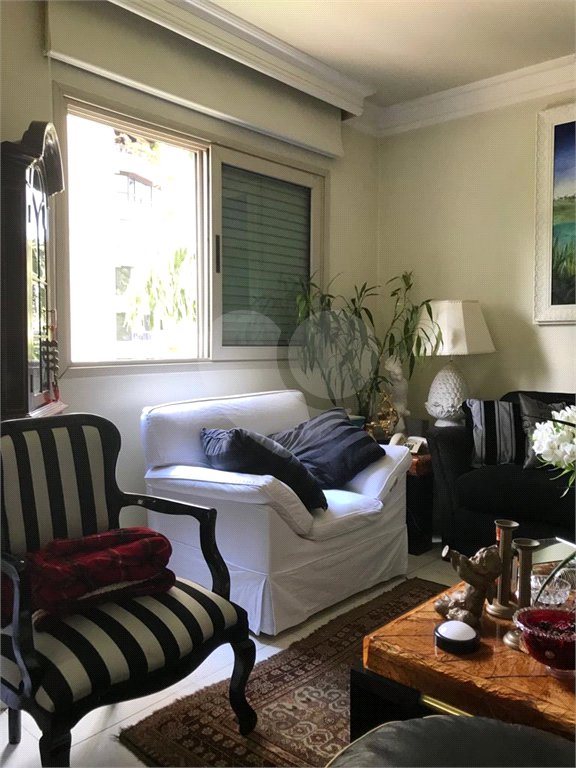 Apartamento à venda com 3 suítes em Vila Morumbi, São Paulo, SP