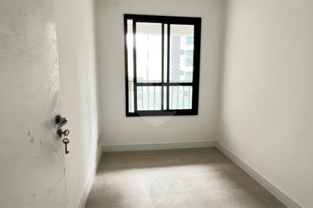 Apartamento à venda com 3 quartos, sendo 1 suíte, em Mirandópolis, São Paulo, SP