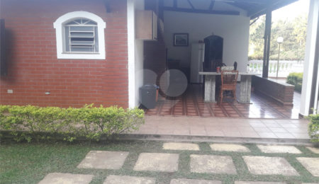 Casa Térrea à venda com 3 quartos, sendo 1 suíte,  em Serra da Cantareira, Mairiporã, SP