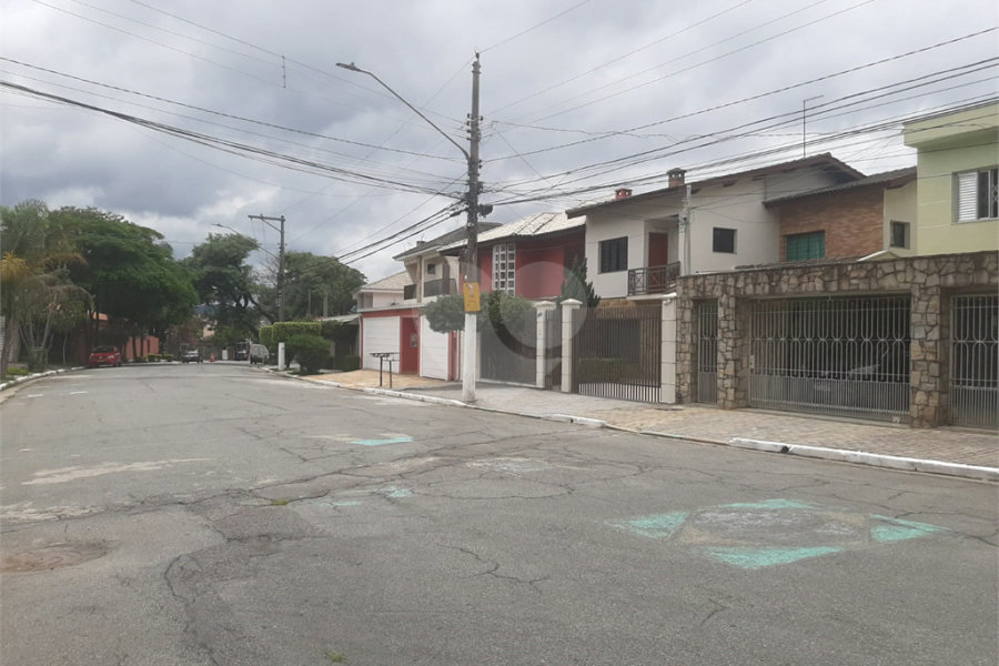 Sobrado à venda com 4 quartos, sendo 2 suítes, em Tremembé, São Paulo, SP