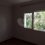 Casa à venda com 4 quartos, sendo 2 suítes, no condomínio Residencial Morumbi, São Paulo - SP