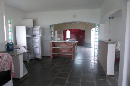 Casa à venda com 3 quartos, sendo 1 suíte, em Alpes D'ouro, Bom Jesus dos Perdões, SP