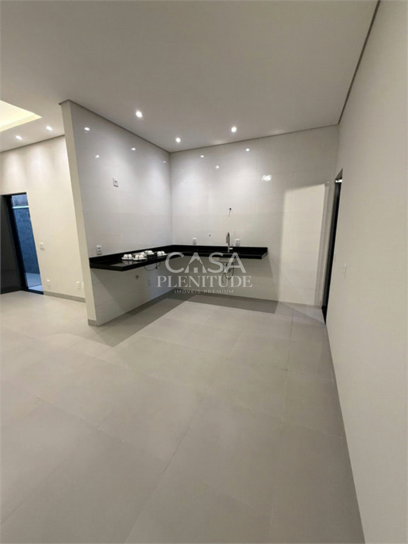 Casa à venda com 2 quartos, sendo 1 suíte, em Parque São Bento, Sorocaba, SP