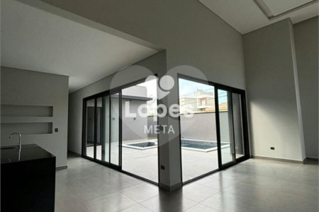 Casa à venda com 3 quartos, sendo 1 suíte,  no condomínio Terras do Vale, Caçapava - SP
