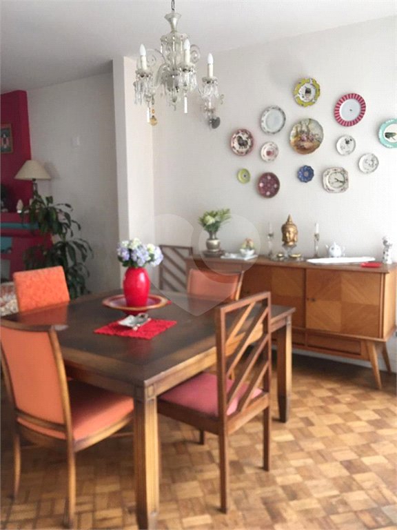 Apartamento à venda com 3 quartos, sendo 1 suíte, em Santa Cecília, São Paulo, SP