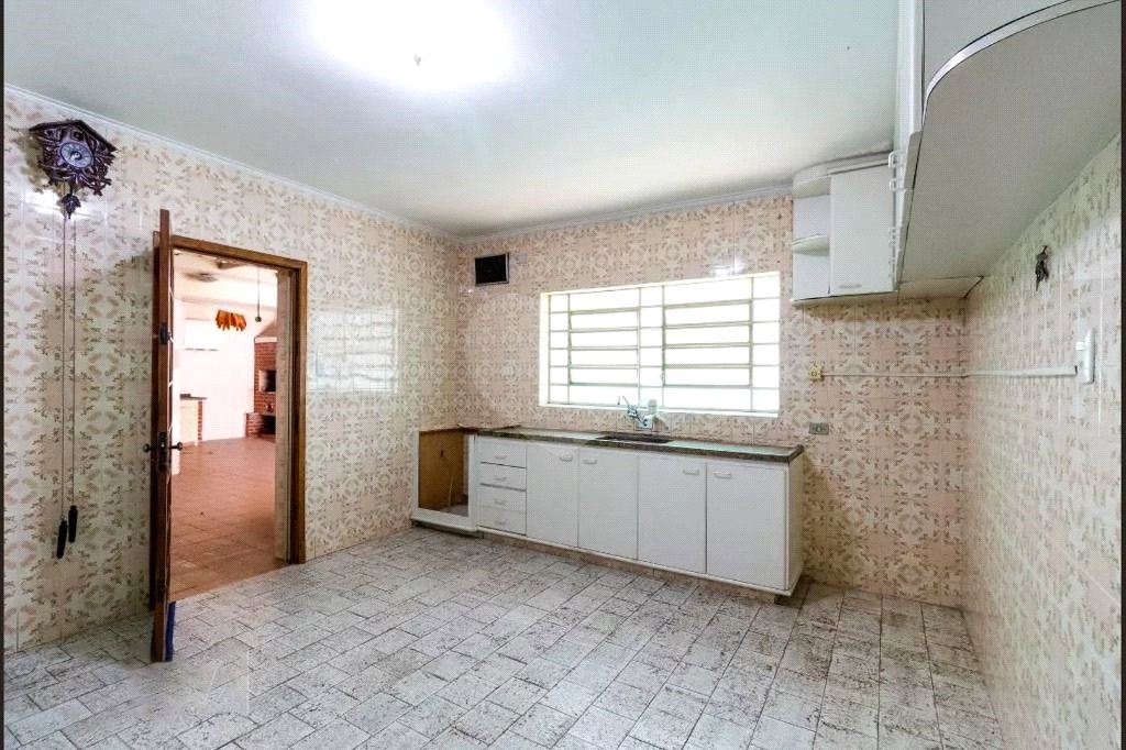 Sobrado à venda com 3 quartos em Vila Carrão, São Paulo, SP