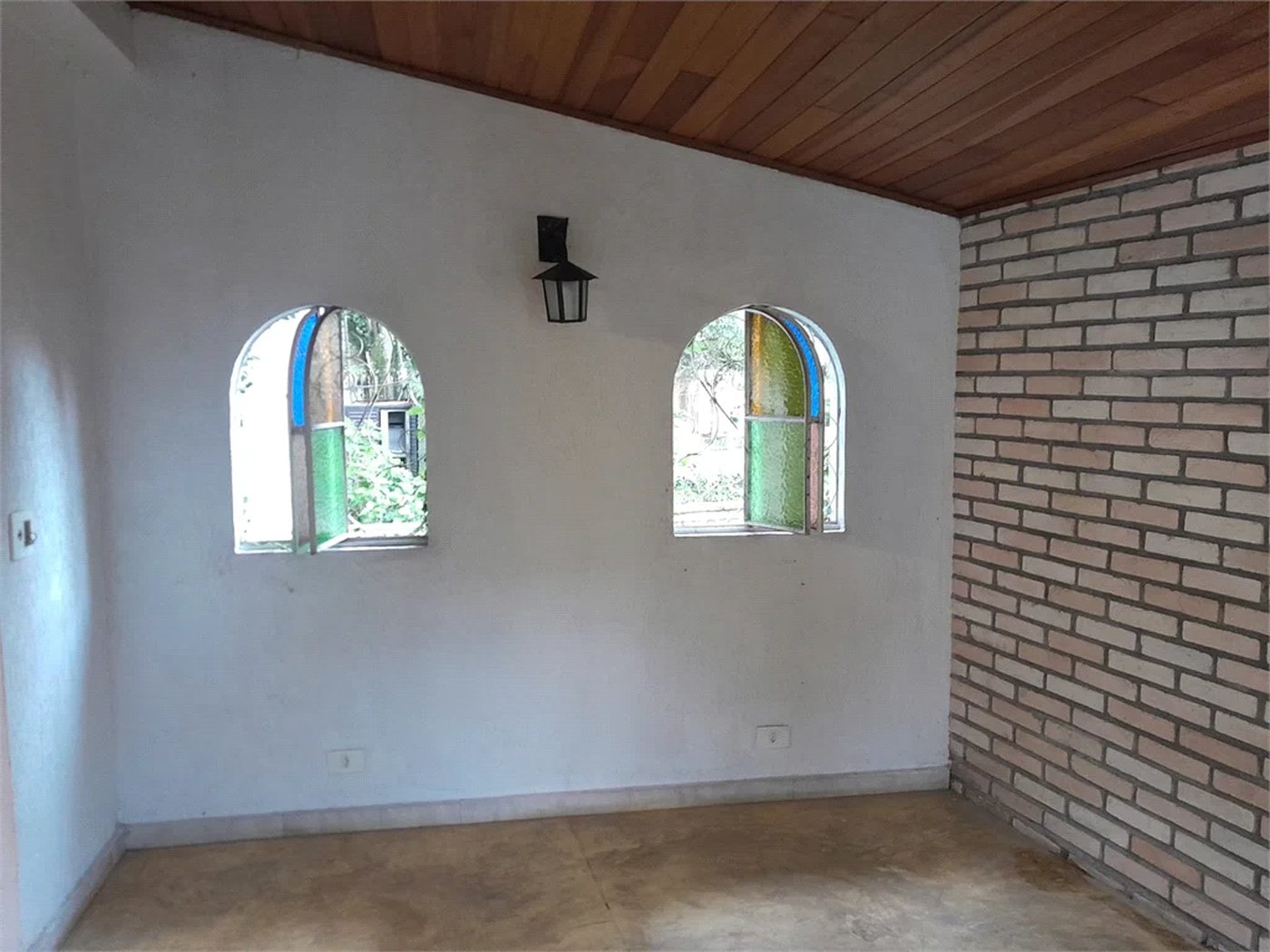 Sobrado à venda com 6 quartos, sendo 3 suítes,  em Rolinópolis, São Paulo, SP