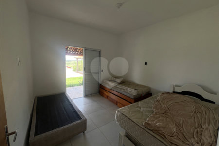 Casa à venda com 4 quartos, sendo 1 suíte, em Mato Seco, Itapetininga, SP