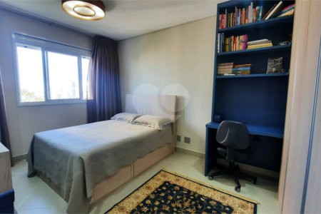Apartamento à venda com 3 suítes em Jardim Marajoara, São Paulo, SP