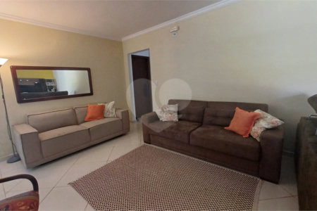 Casa à venda com 3 quartos, sendo 1 suíte, no condomínio Santa Inês, Itu - SP