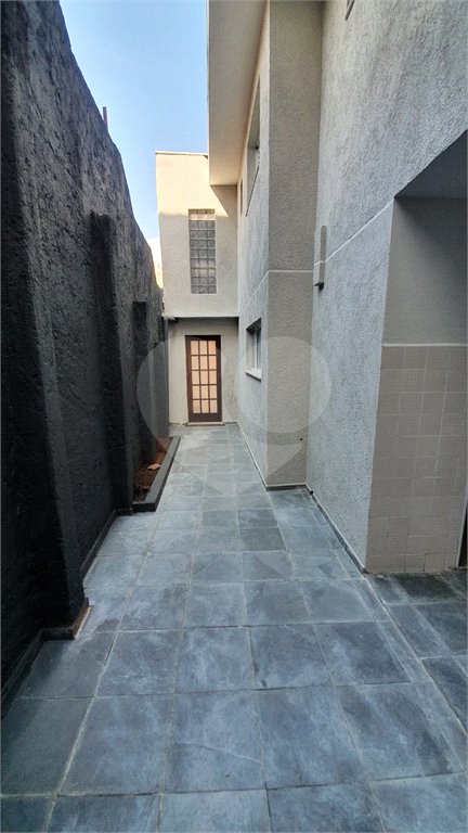 Sobrado à venda com 3 quartos, sendo 1 suíte,  em Horto, São Paulo, SP