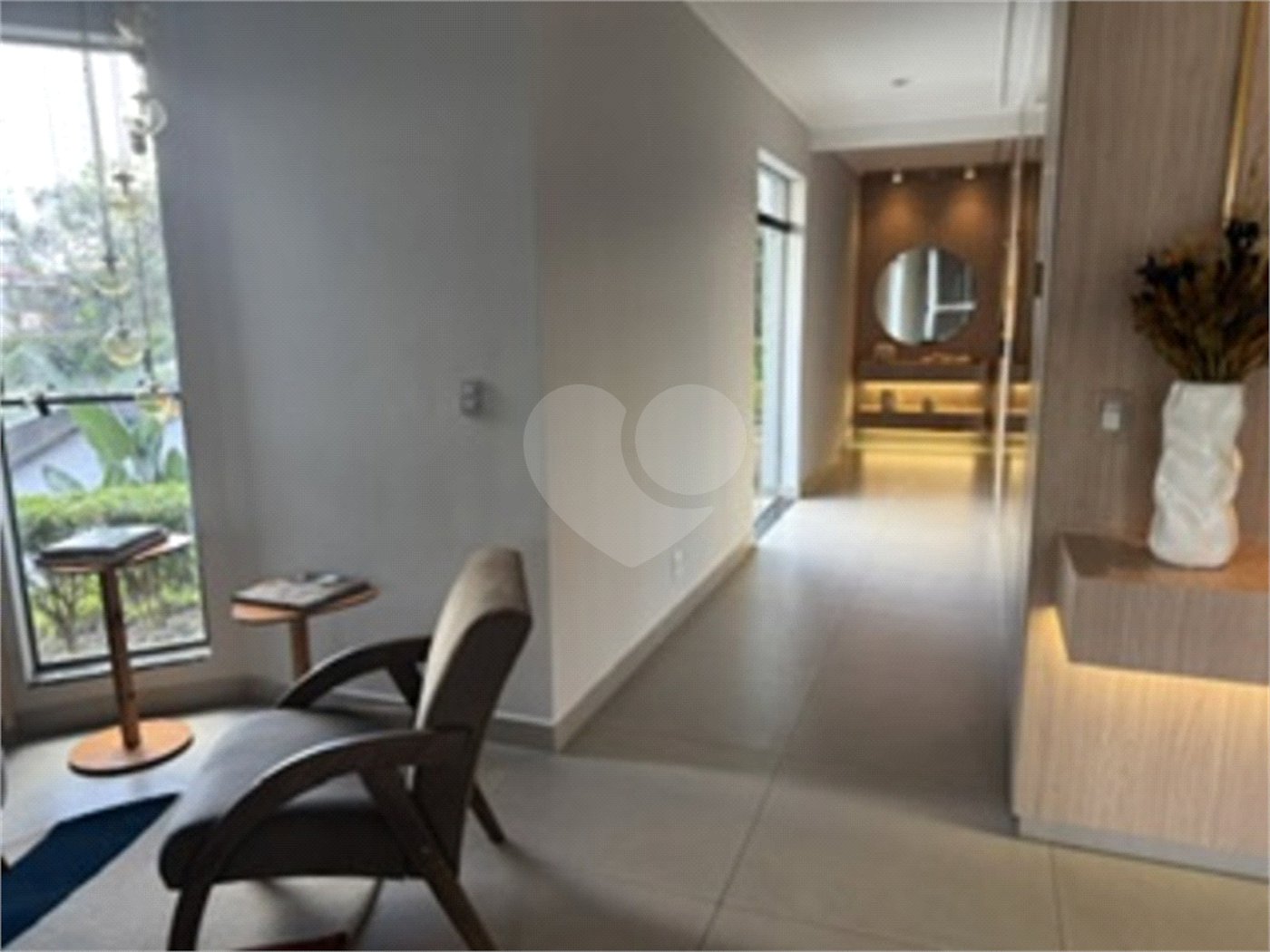 Apartamento à venda com 3 quartos, sendo 1 suíte,  em Jardim das Acácias, São Paulo, SP